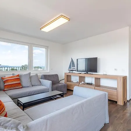 Апартаменты Lelleresort Bltn By Bltn *