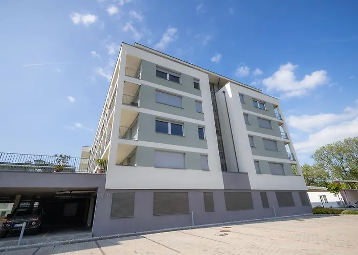 Lelleresort Bltn By Bltn Apartamento *